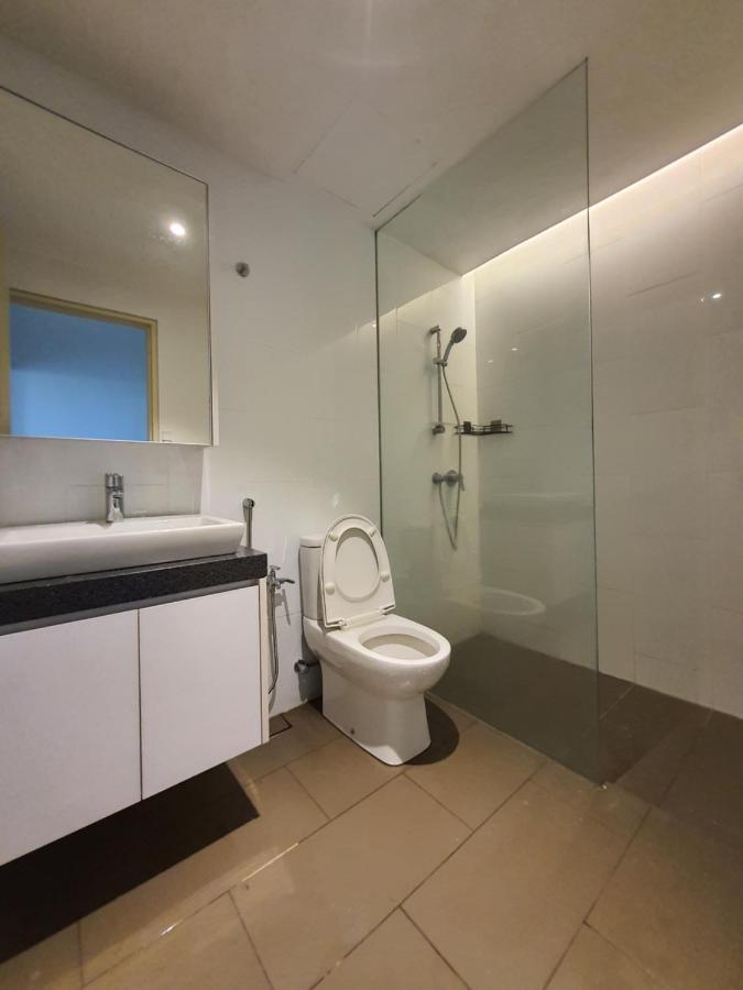 KL Sentral, EST Bangsar by SkyLimit Suites Kuala Lumpur Bagian luar foto